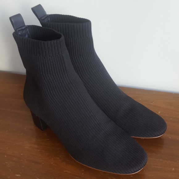 Everlane Glove Boot - Picture 1 of 4